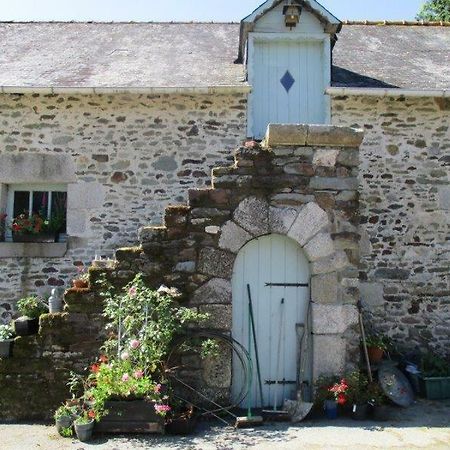 Le Petit Chateau Noyal-Pontivy Εξωτερικό φωτογραφία
